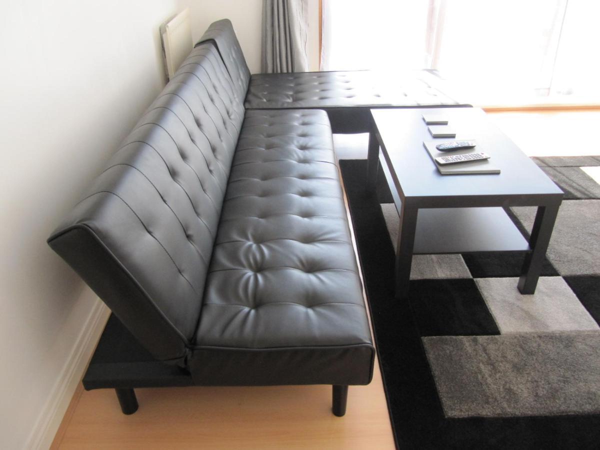 Cozy Off Road 2 Bedroom Cottage Apartment With Free Wi-Fi And Private Parking Glasgow Eksteriør billede
