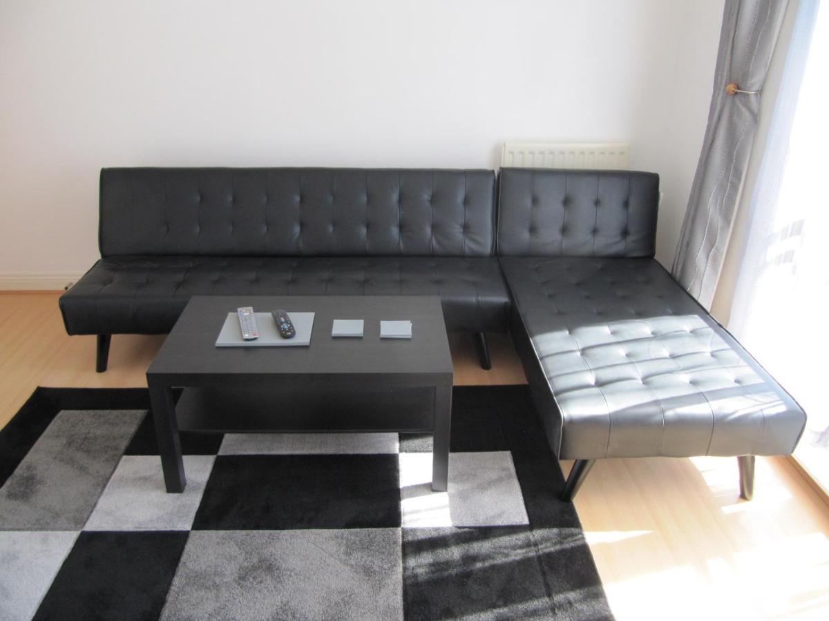 Cozy Off Road 2 Bedroom Cottage Apartment With Free Wi-Fi And Private Parking Glasgow Eksteriør billede