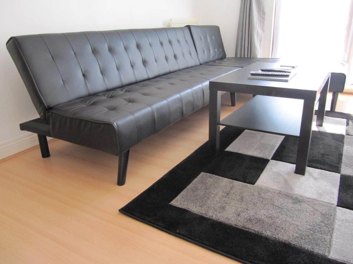 Cozy Off Road 2 Bedroom Cottage Apartment With Free Wi-Fi And Private Parking Glasgow Eksteriør billede